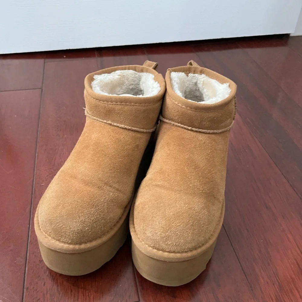 Women’s Winter Platform Ankle Boots - Tan